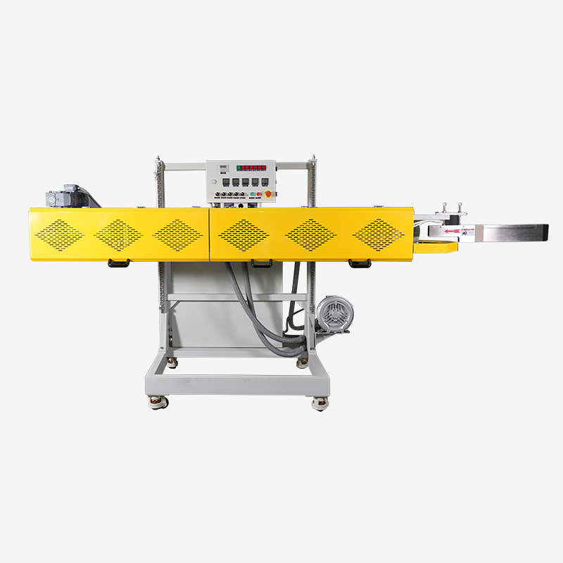 Máquina de envasado de bolsas de pellizco plegable para 25 kg de polvo o embalaje de granulos FBP-3W